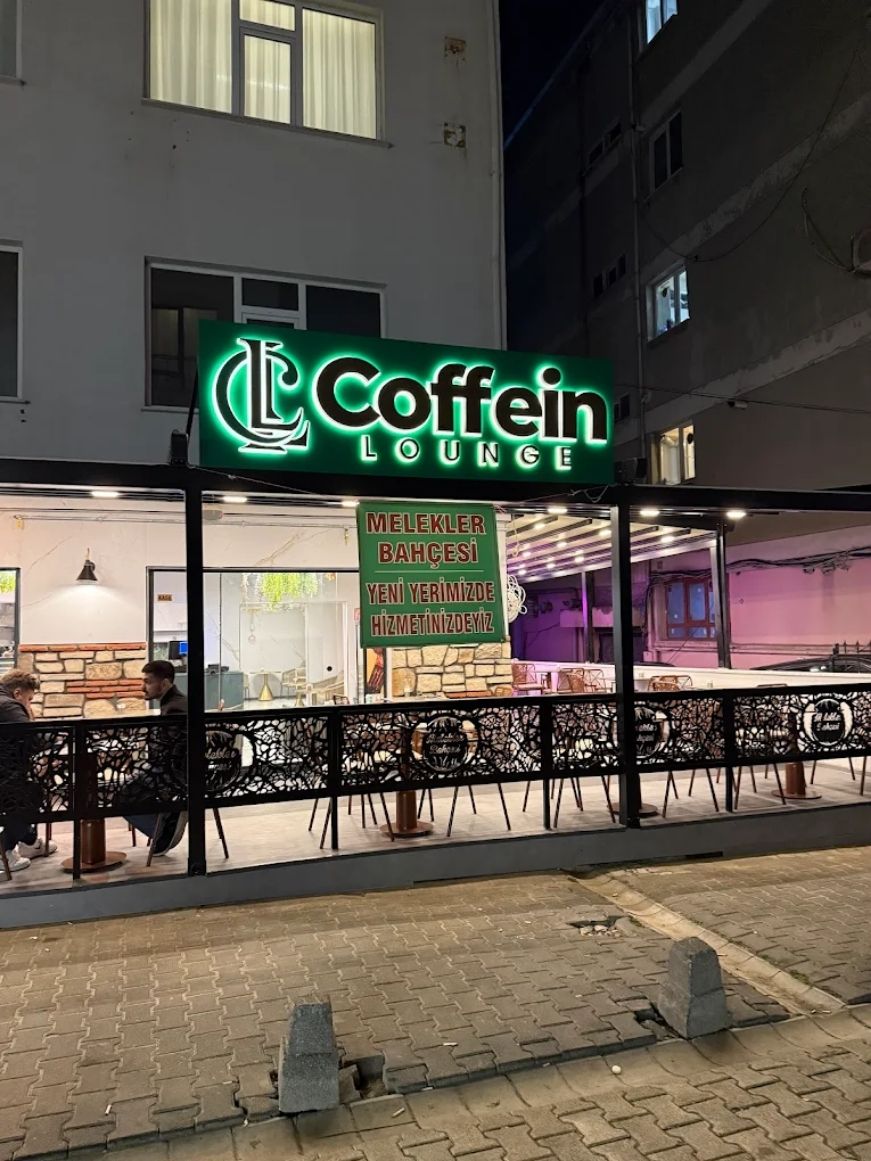 Bakırköy kahveci Coffein Lounge iç mekan